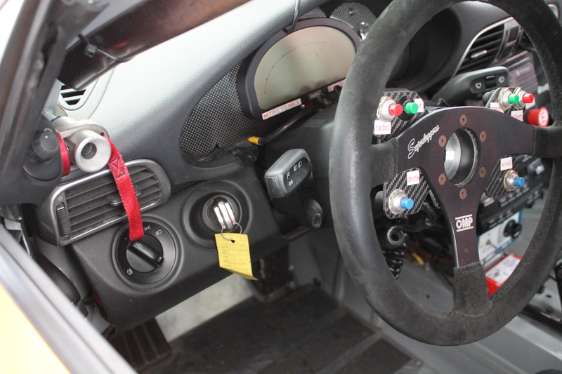 Illustration for article titled This Race Car Must Not Lose Its Road Car Key Under Any Circumstances, Ever